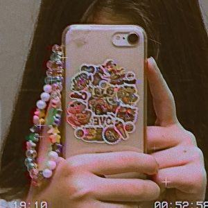 Meet your Posher, Vivian